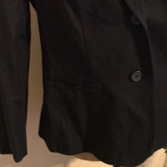 The Limited 2 Button Blazer - Picture 3 of 7